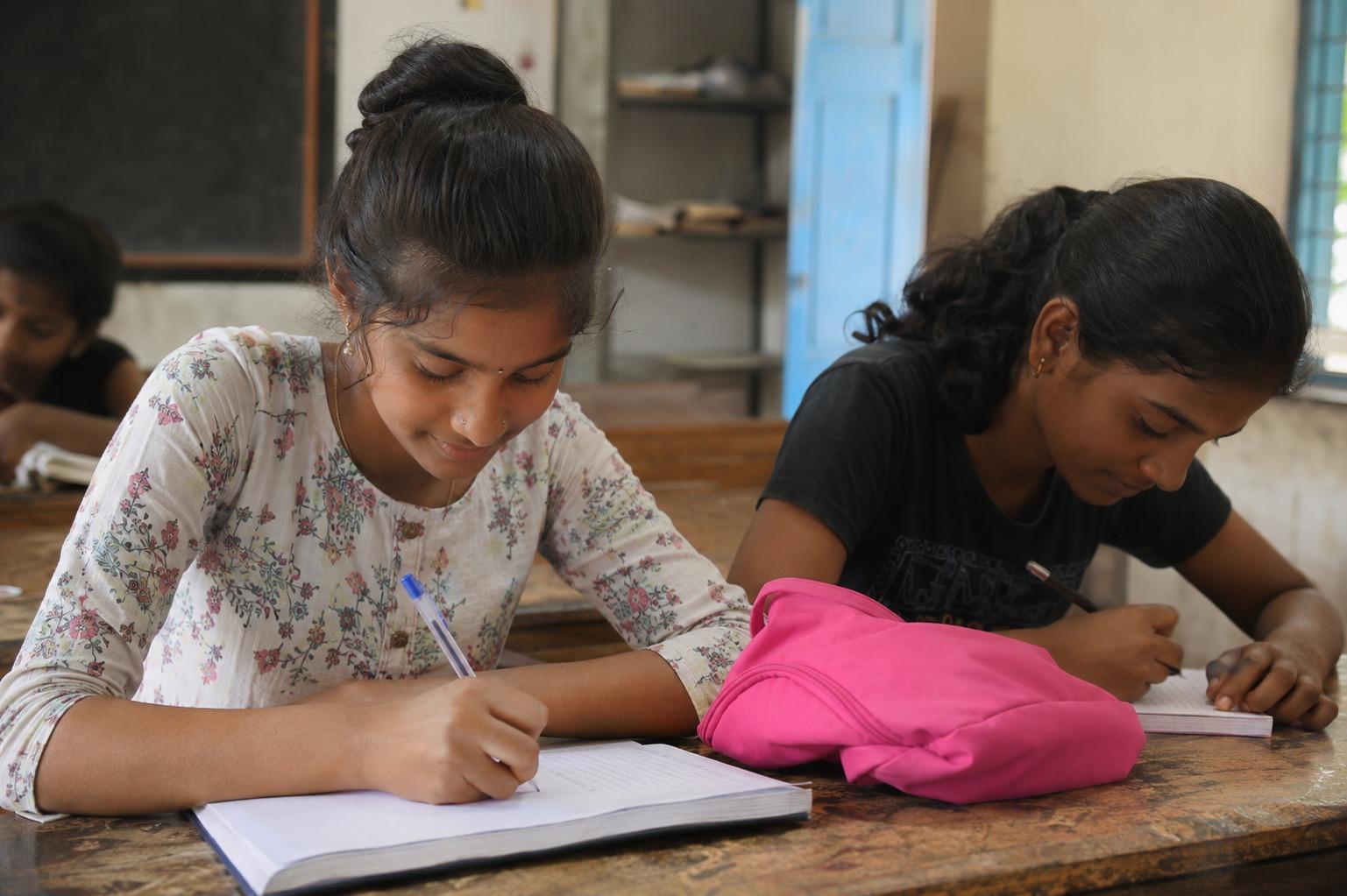 Class 9-10 Board Prep - State Board, CBSE & ICSE tuition program at Dreamzz Academy